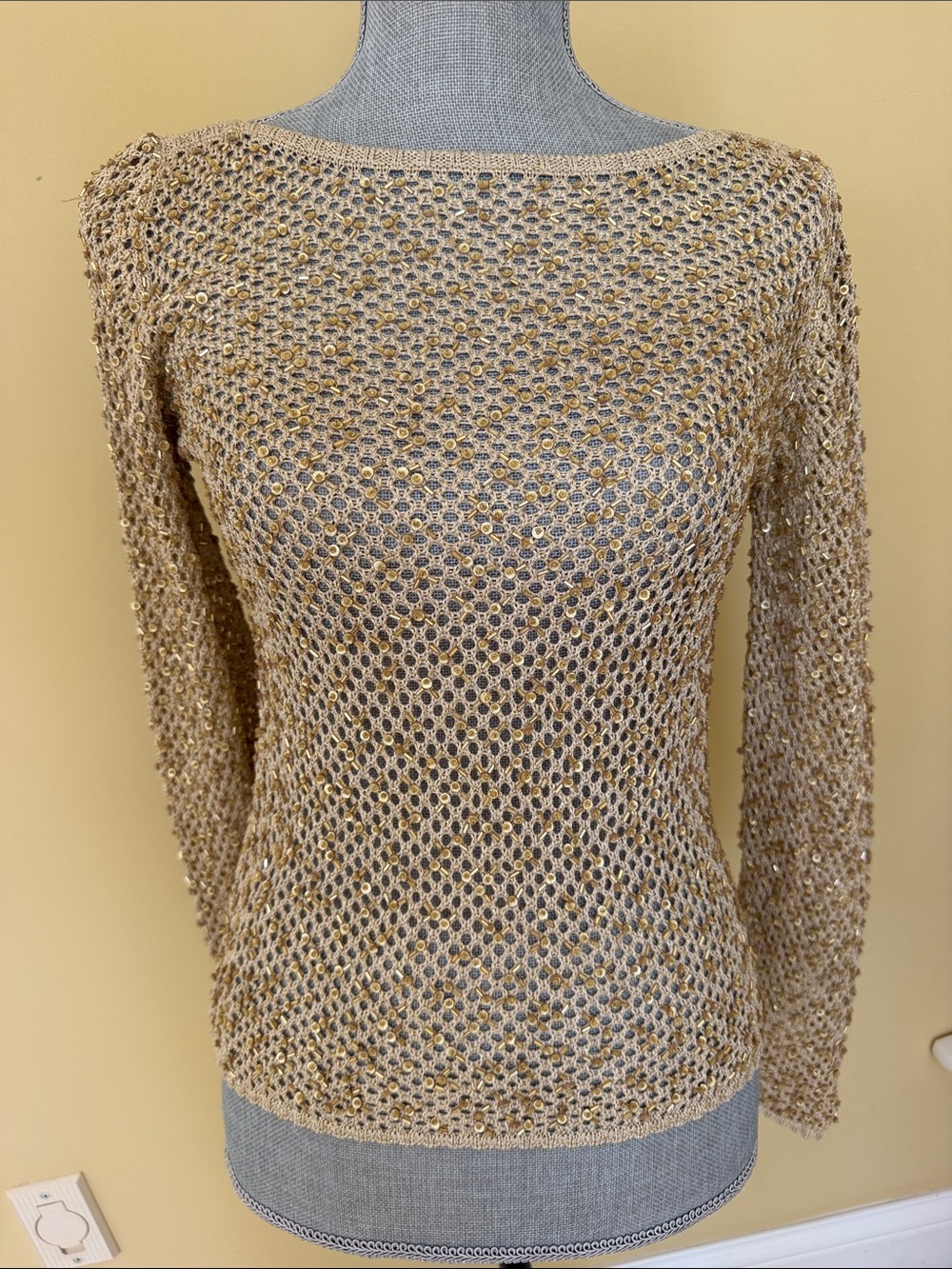 Escada Gold Open-Knit Long Sleeve Sweater
